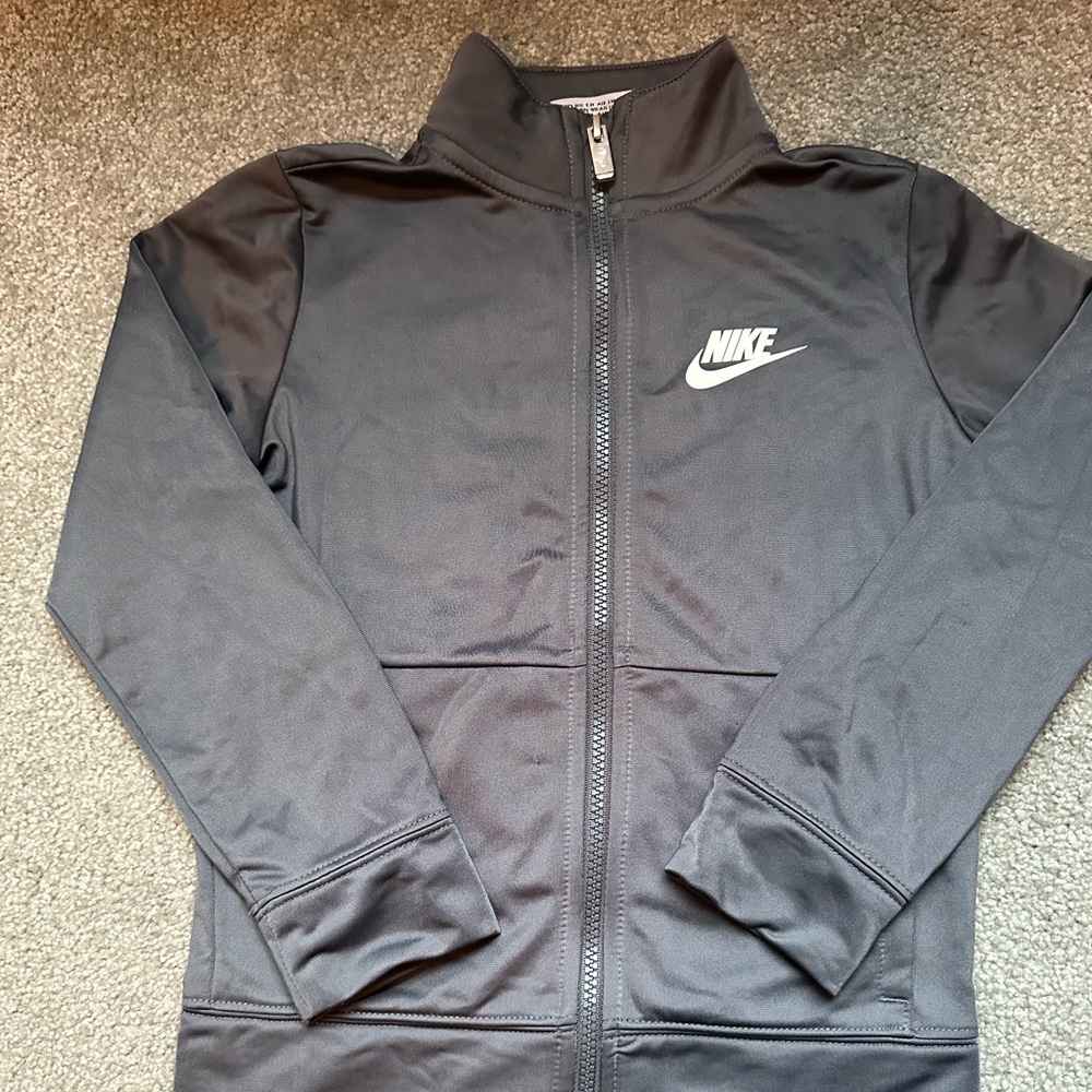 Nike Boys Windbreaker Set